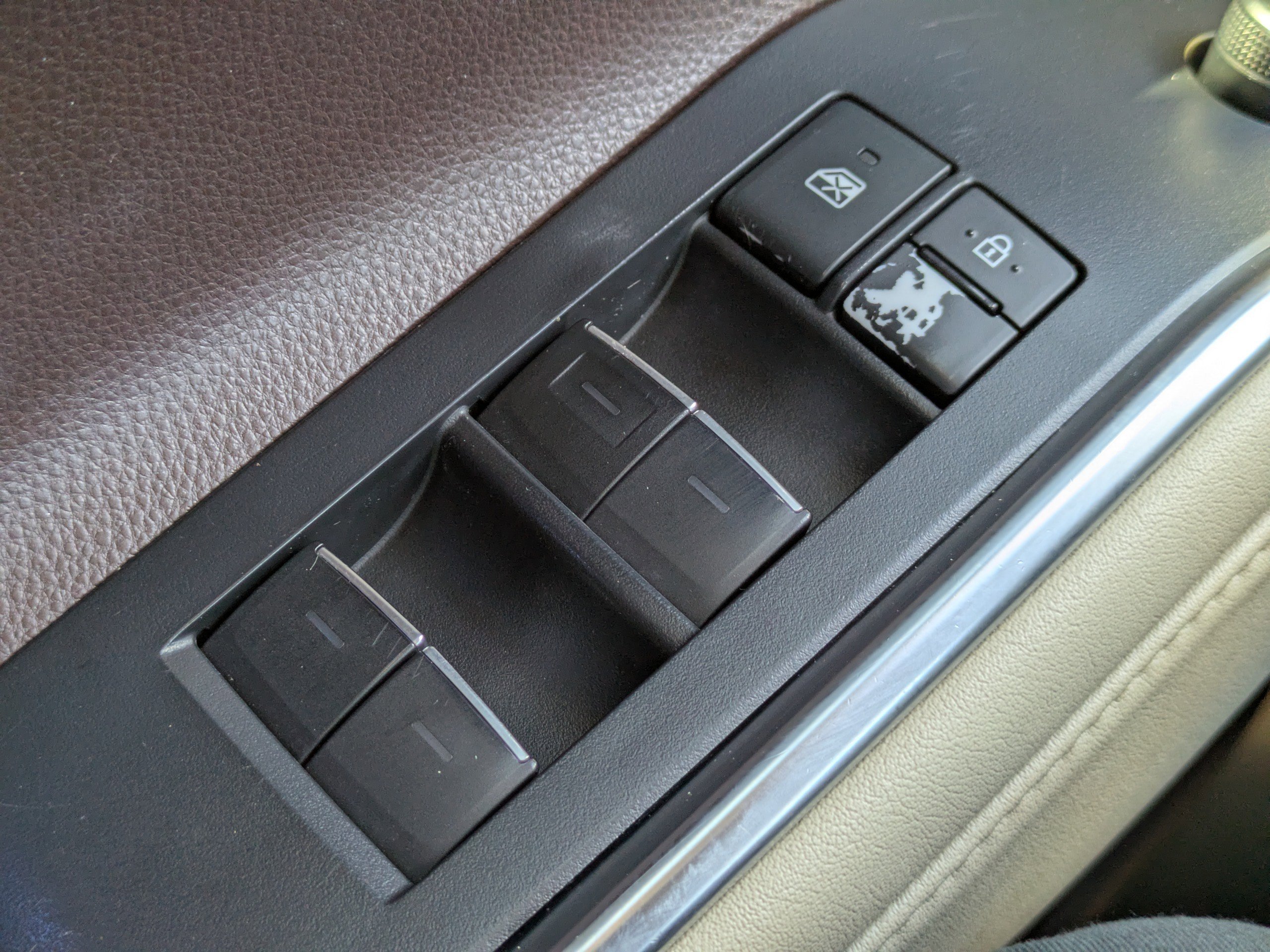 Used 2021 Toyota Highlander Platinum image 29