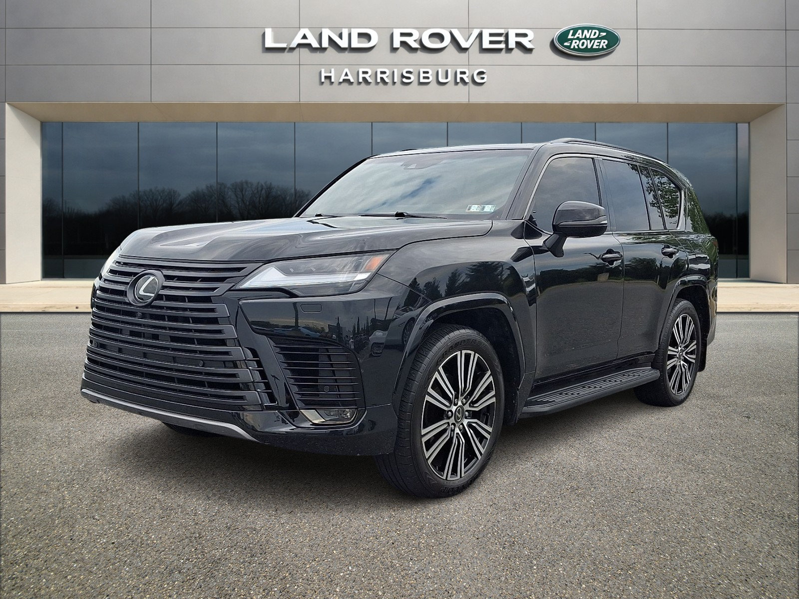 Used 2024 Lexus LX 600 4WD w/ Appearance Package image 1
