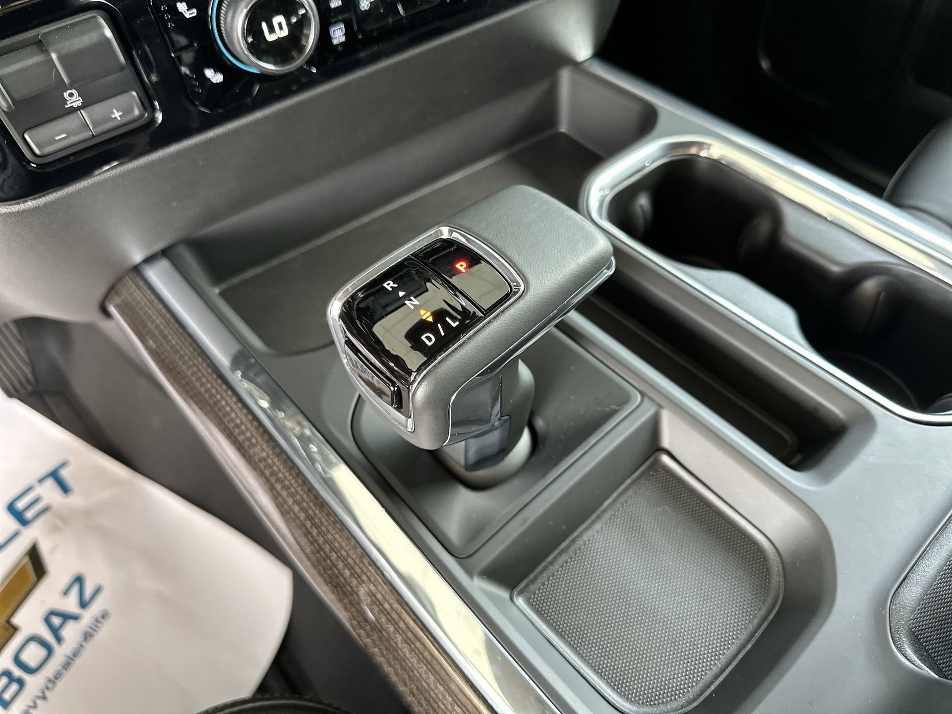 Used 2025 Chevrolet Silverado 1500 RST w/ Z71 Off-Road Package AWD/4WD image 16