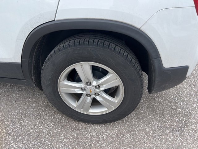 Used 2018 Chevrolet Trax LT w/ LT Convenience Package image 5