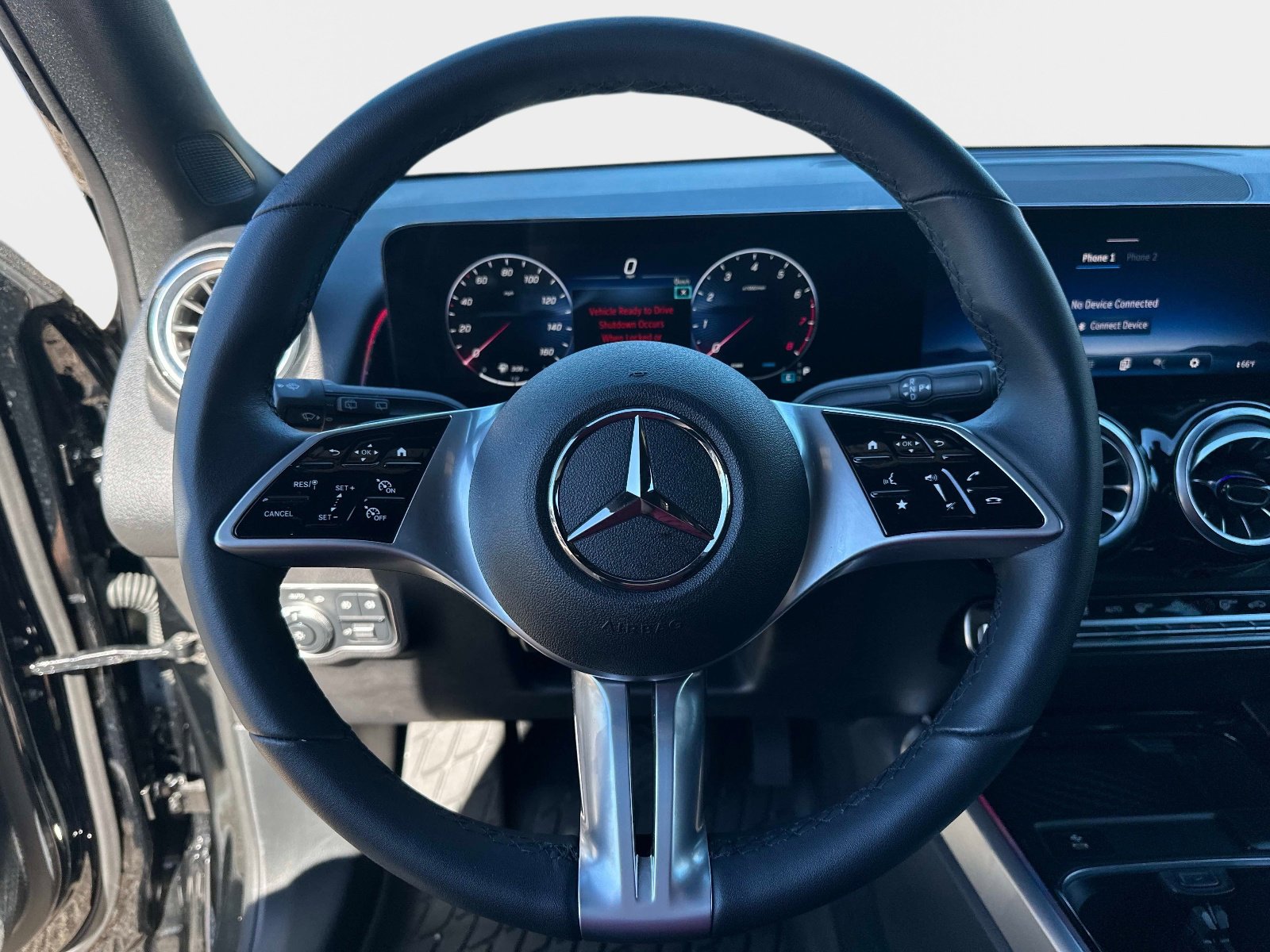 Certified 2025 Mercedes-Benz GLB 250 image 24