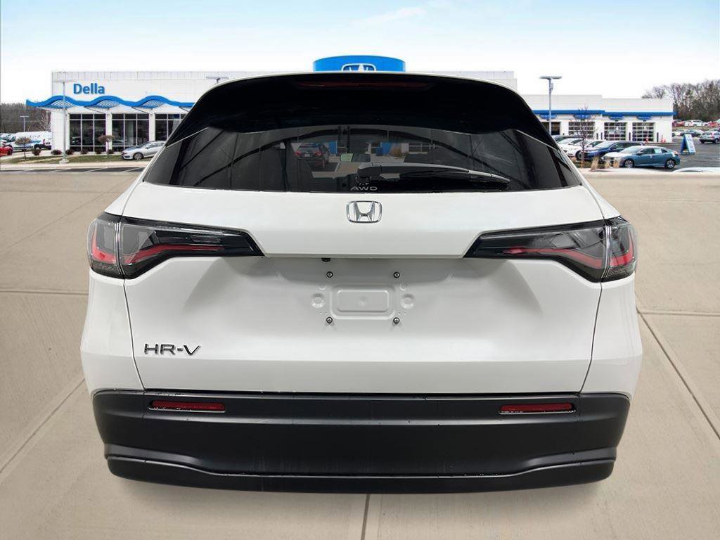 New 2027 Honda HR-V LX image 4