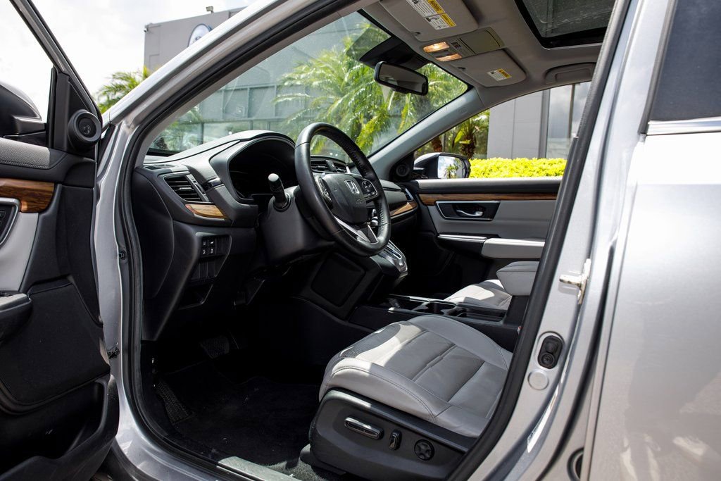 Used 2017 Honda CR-V Touring image 23