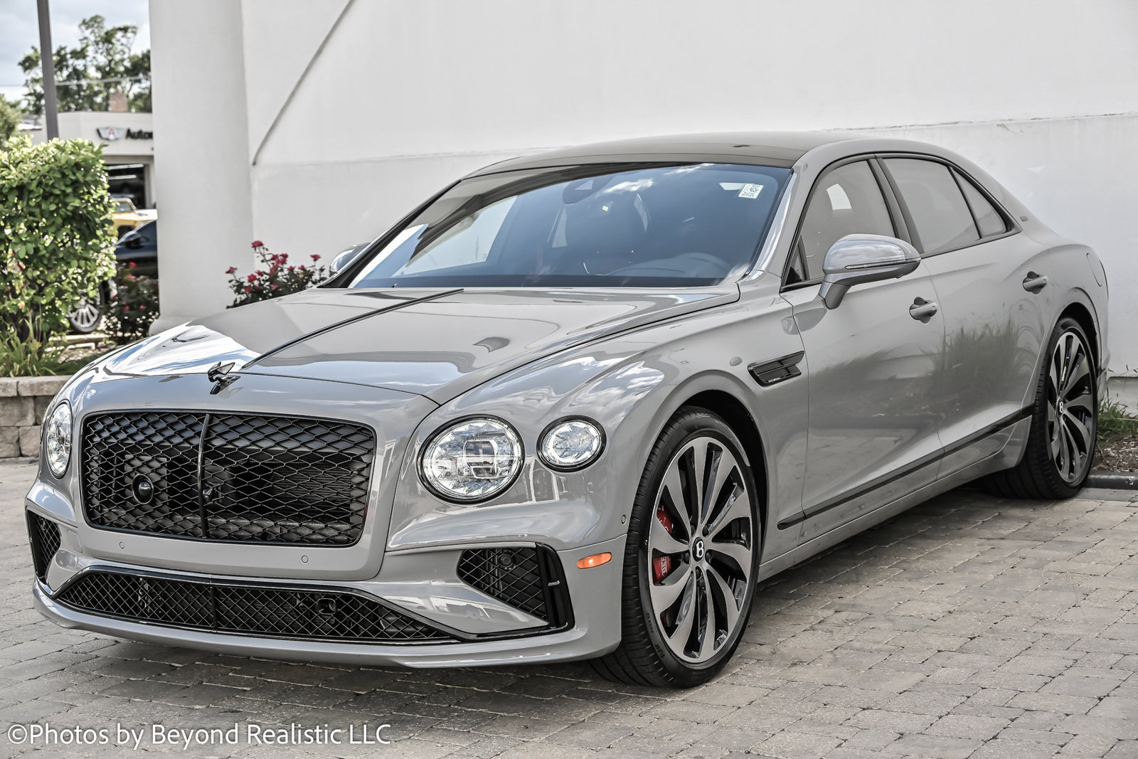 New 2025 Bentley Flying Spur Plug-In Hybrid AWD/4WD image 4