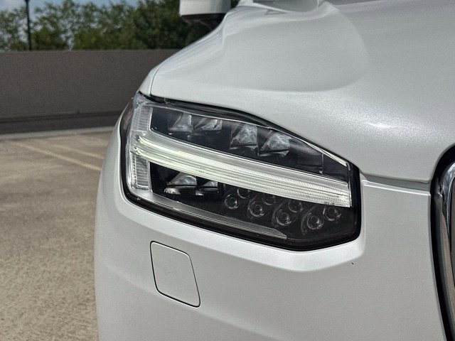 Used 2018 Volvo XC90 T6 Momentum w/ Convenience Package AWD/4WD image 11