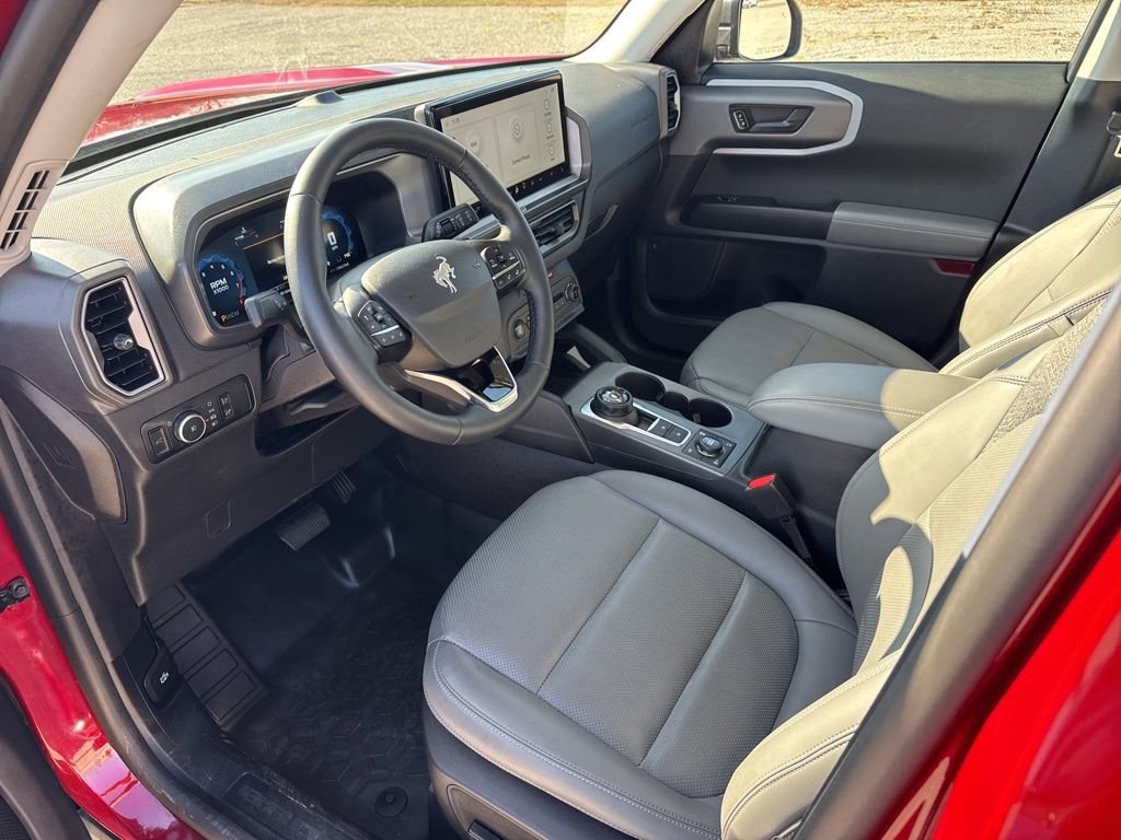 Used 2025 Ford Bronco Sport Badlands image 19