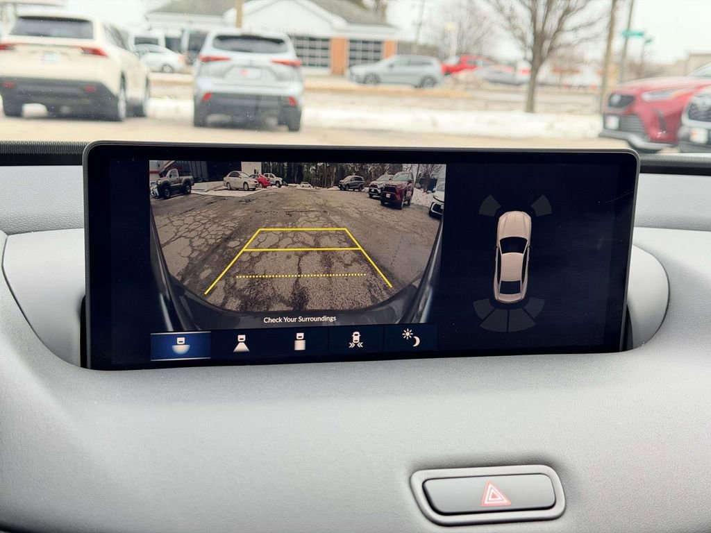 Used 2025 Acura TLX w/ Technology Package image 4