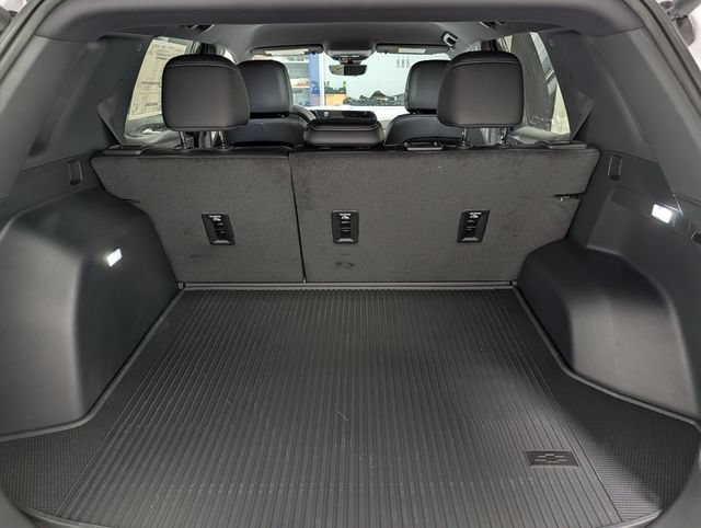 New 2027 Chevrolet Equinox LT w/ Convenience Package II AWD/4WD image 12