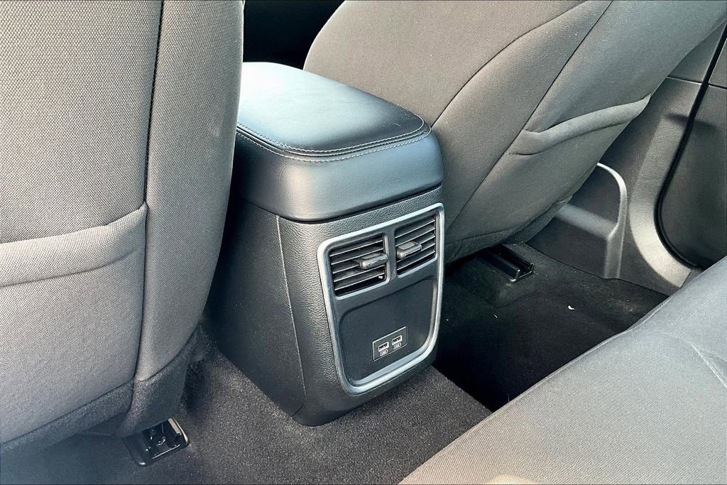 Used 2023 Dodge Charger SXT w/ Cold Weather Package RWD image 11
