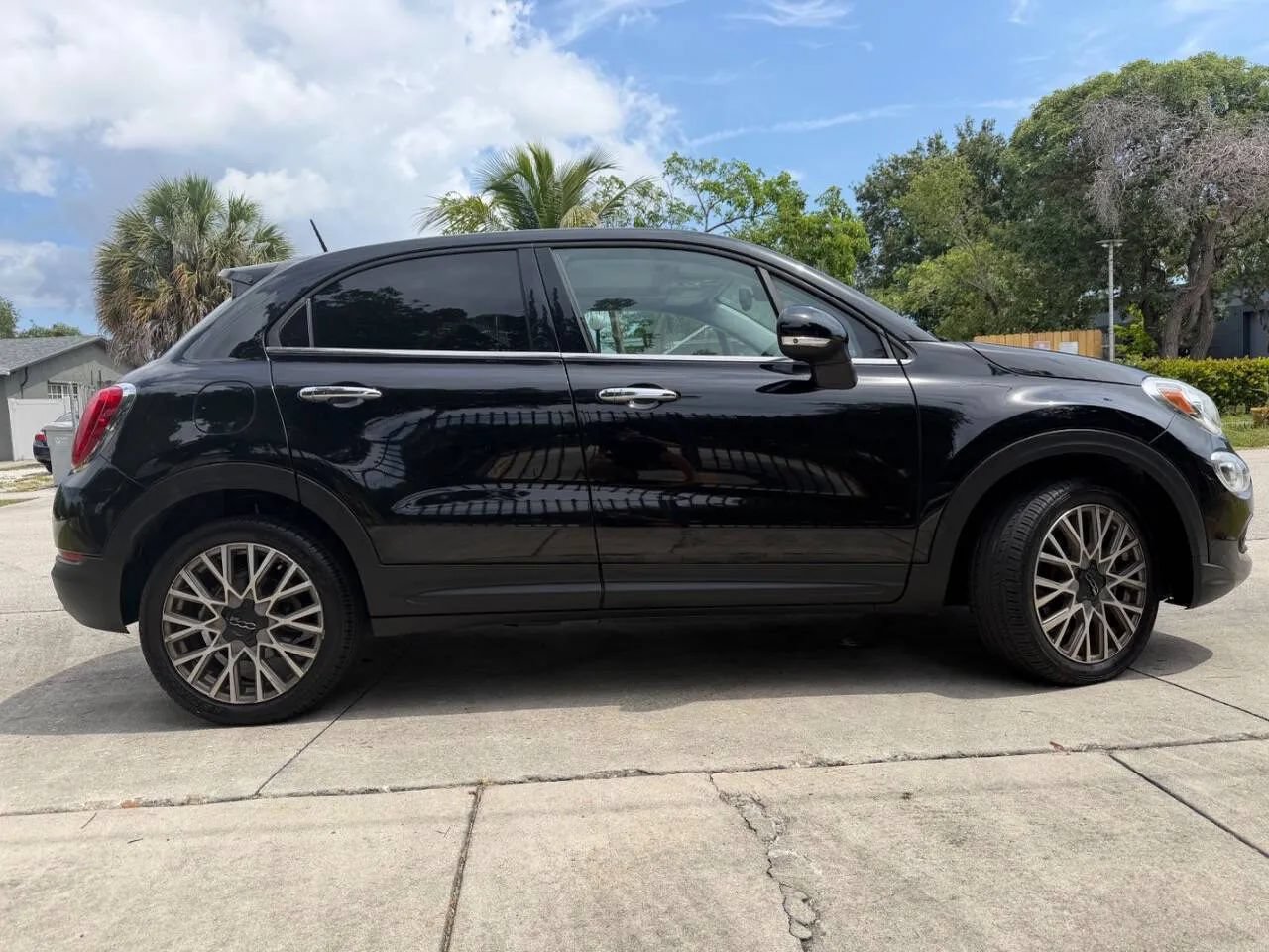 Used 2017 FIAT 500X Lounge w/ Lounge Premium Package (FWD) image 7