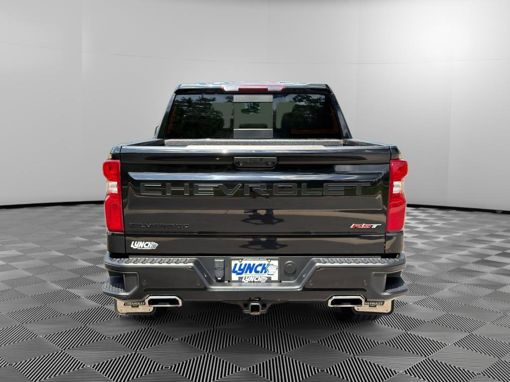Used 2023 Chevrolet Silverado 1500 RST AWD/4WD image 3