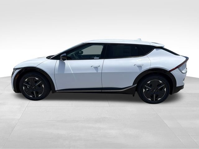 New 2026 Kia EV6 Wind RWD image 4
