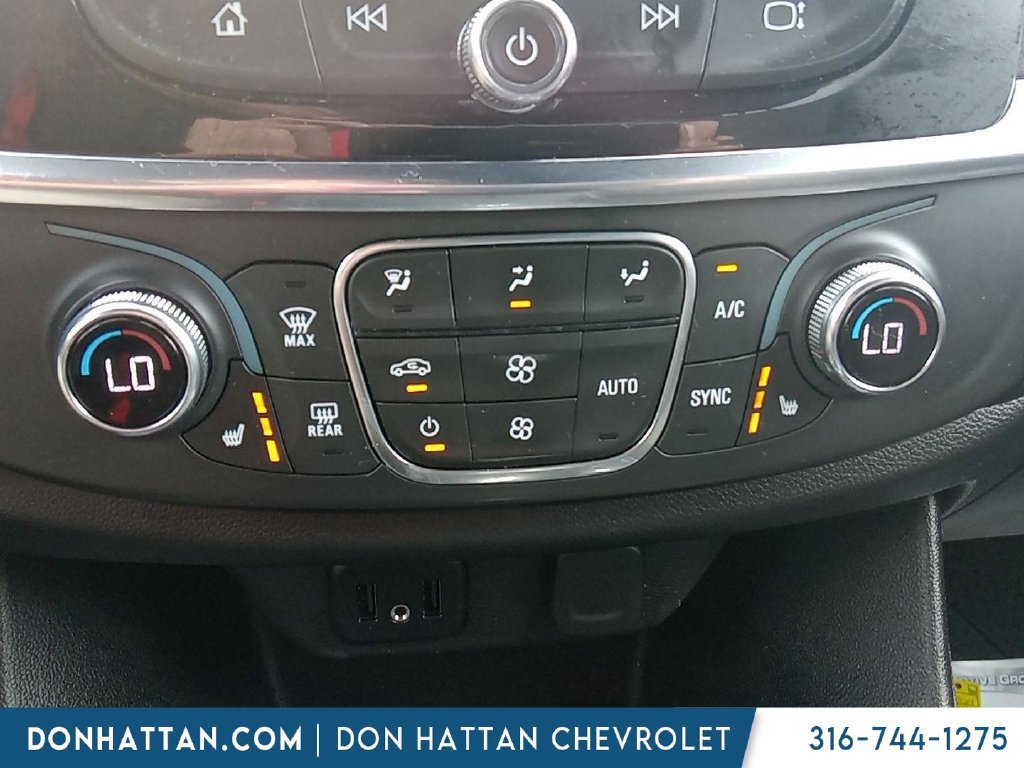 Used 2023 Chevrolet Traverse LT FWD image 13