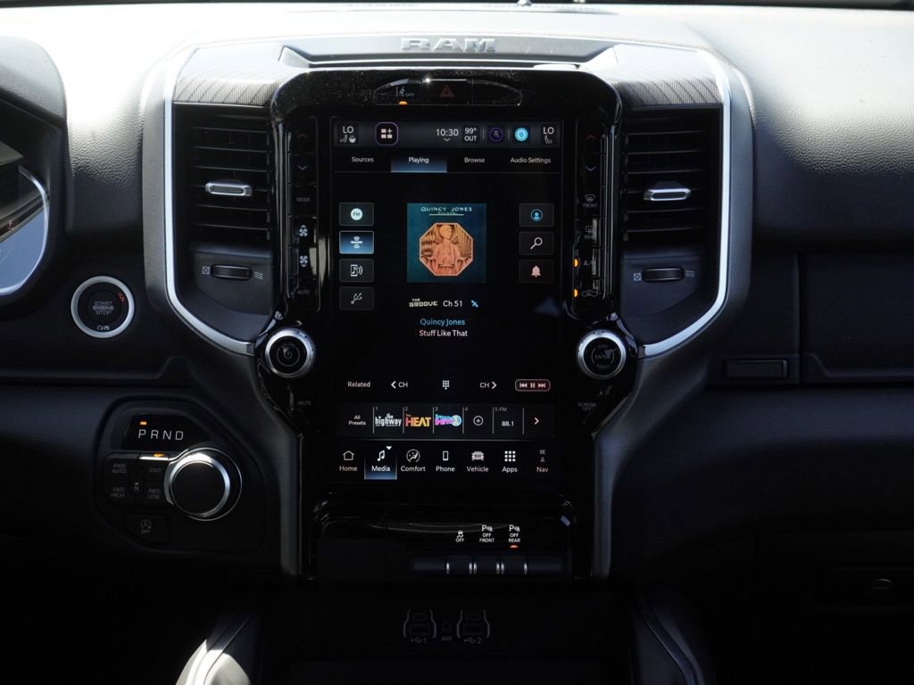 New 2026 RAM 1500 4x4 Crew Cab image 25