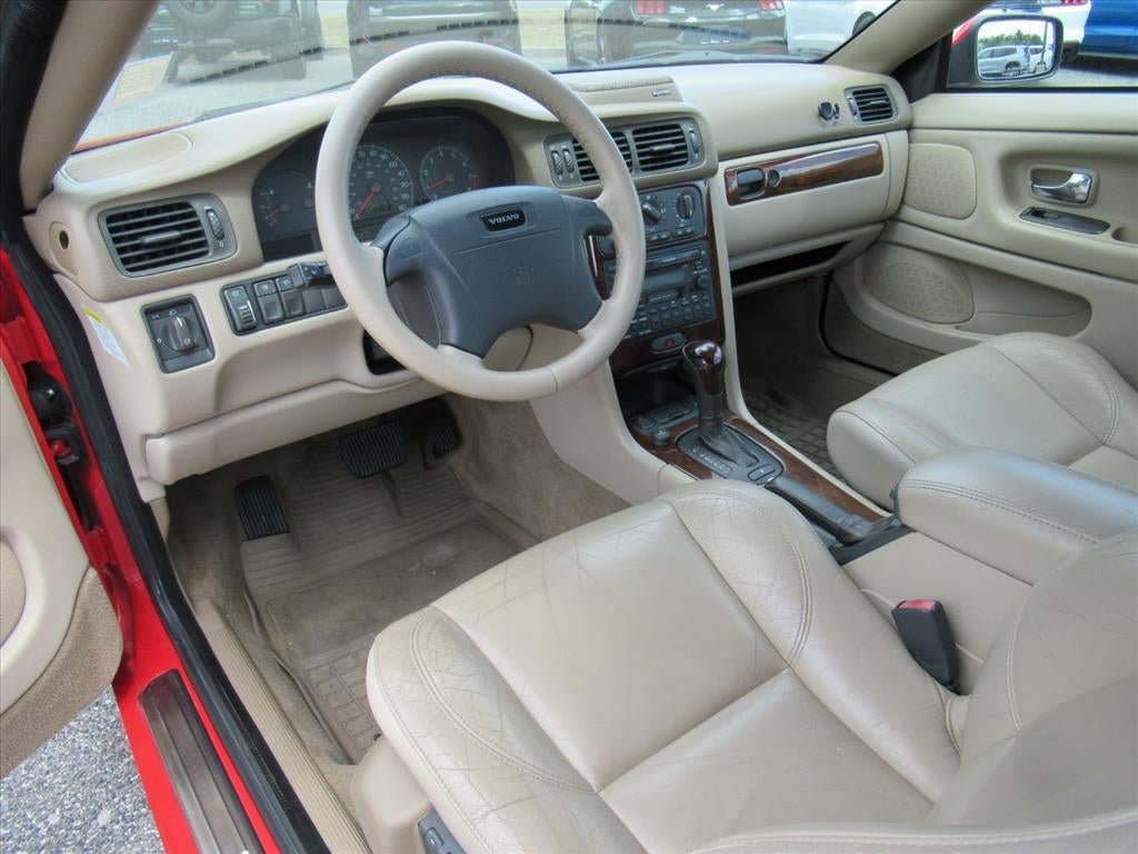 Used 2004 Volvo C70 HT FWD image 15