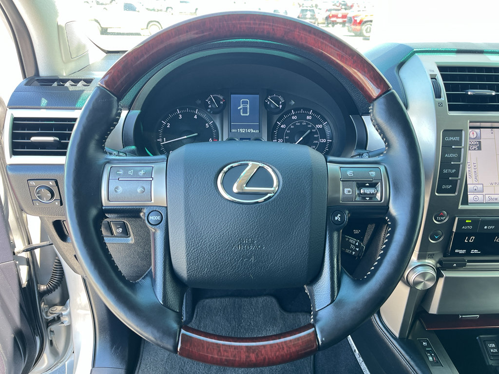 Used 2013 Lexus GX 460 Premium AWD/4WD image 16