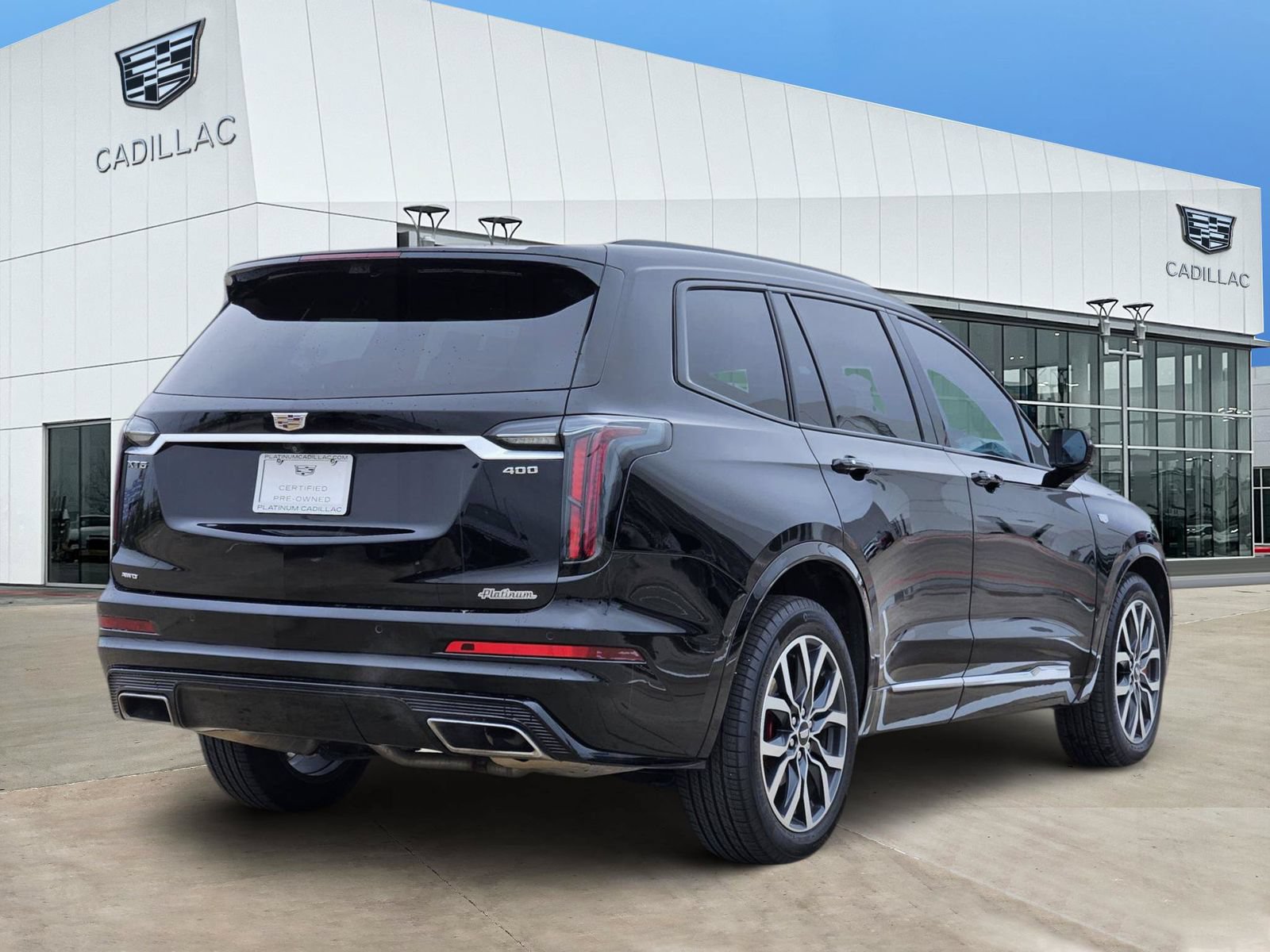 Used 2023 Cadillac XT6 Sport w/ Technology Package AWD/4WD image 5