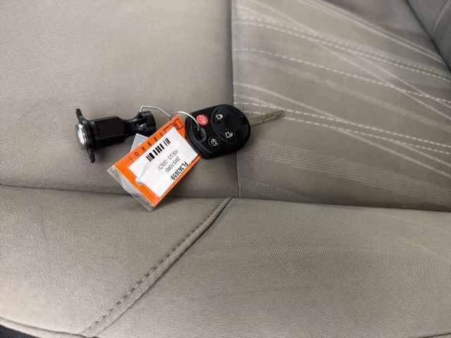 Used 2015 Ford Focus SE w/ SE Cold Weather Package image 29