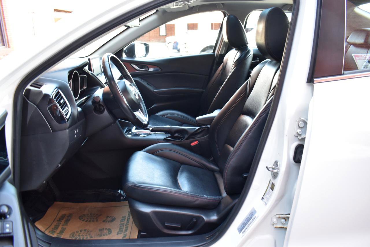 Used 2016 MAZDA MAZDA3 i Grand Touring FWD image 11
