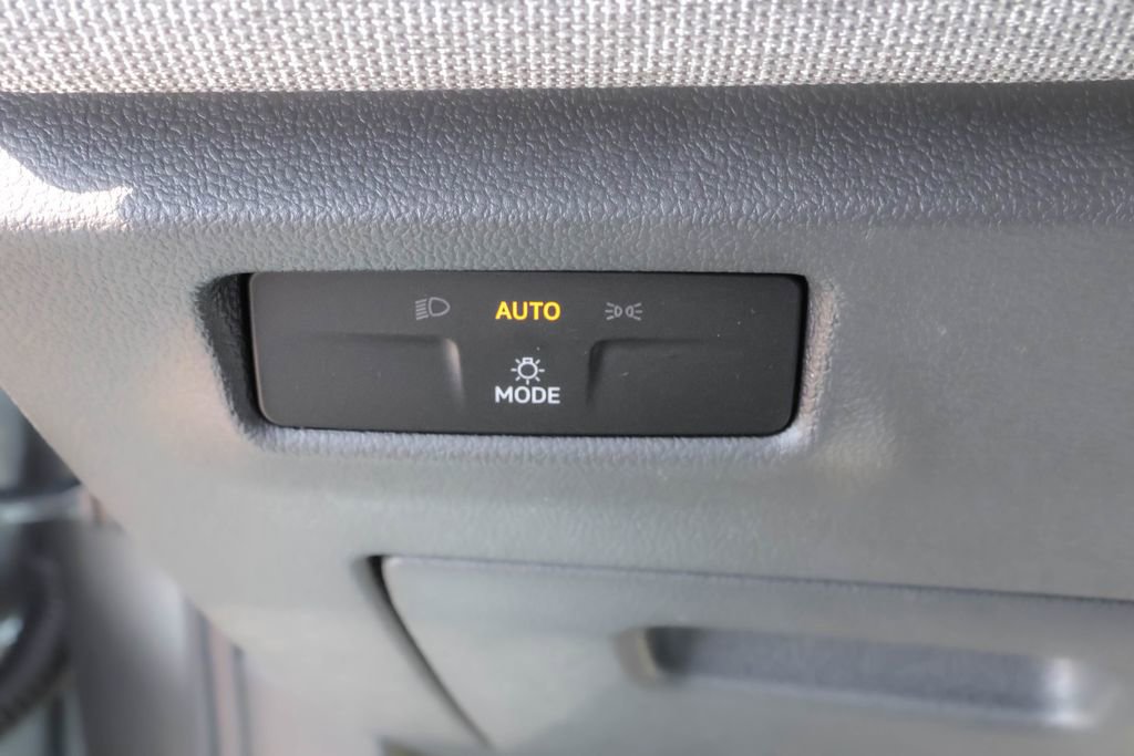 New 2026 Volkswagen Tiguan S FWD image 21