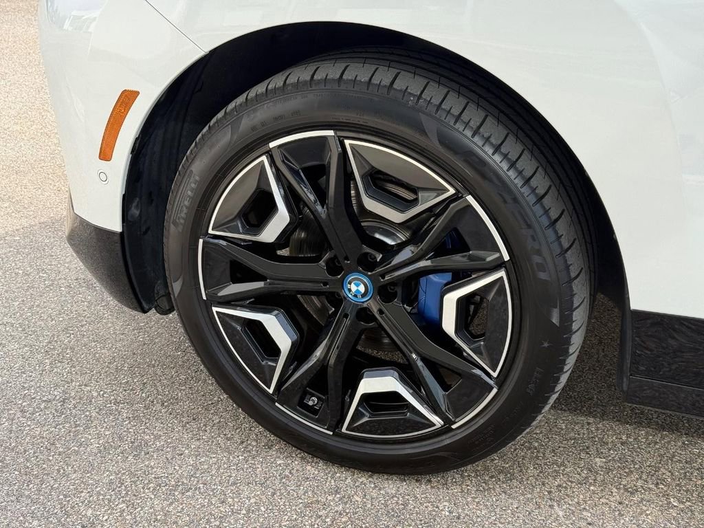 Certified 2024 BMW iX xDrive50 w/ Sport Package image 6