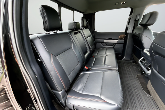 Used 2022 Ford F150 Lariat w/ Max Trailer Tow Package AWD/4WD image 20