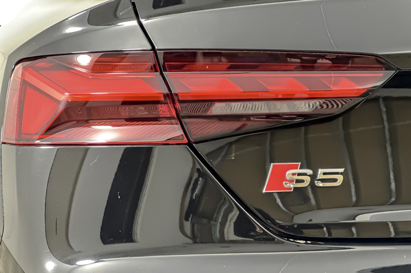 Used 2023 Audi S5 Premium Plus w/ Premium Plus Package AWD/4WD image 20