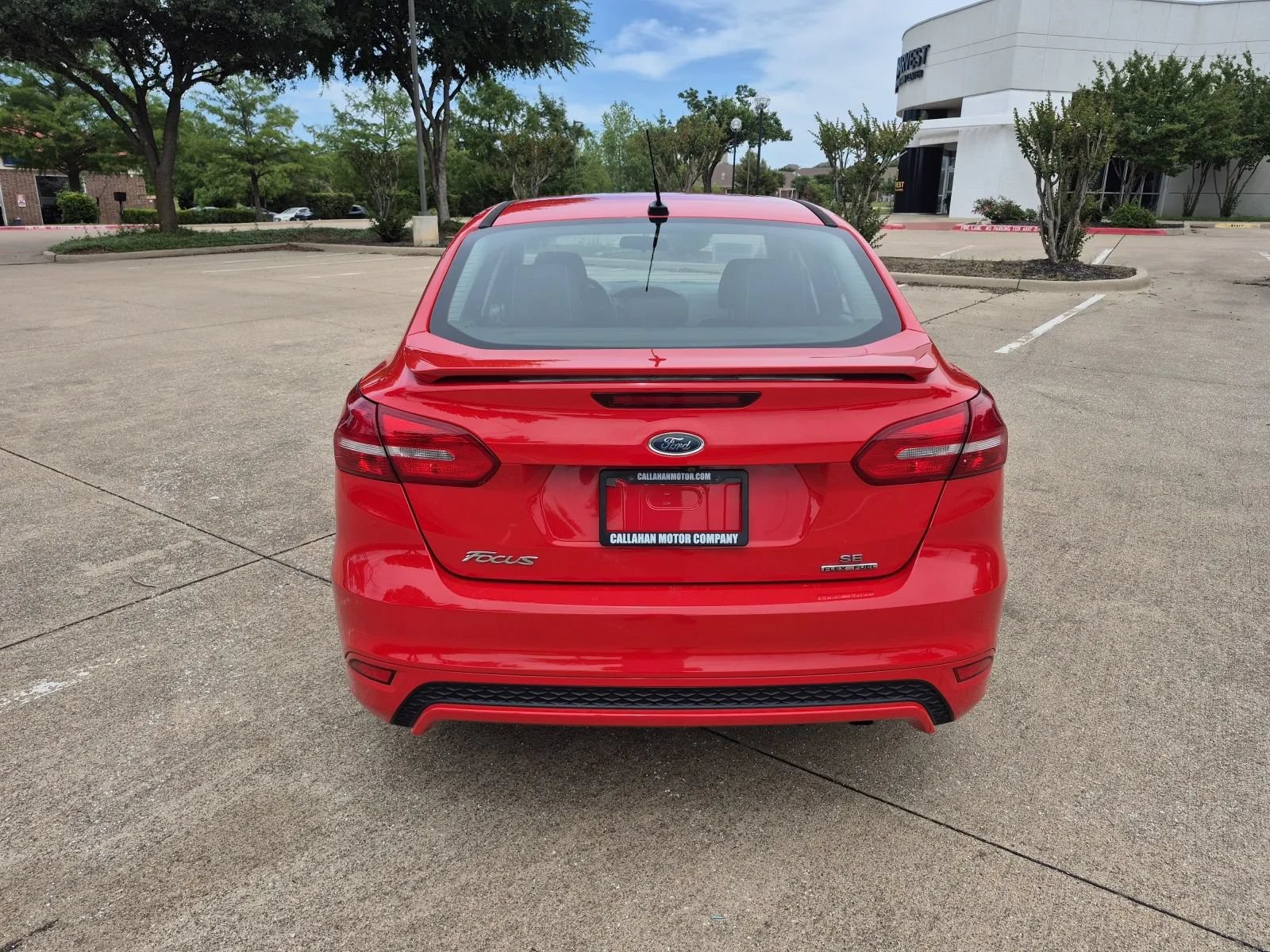 Used 2016 Ford Focus SE w/ SE Sport Package FWD image 7
