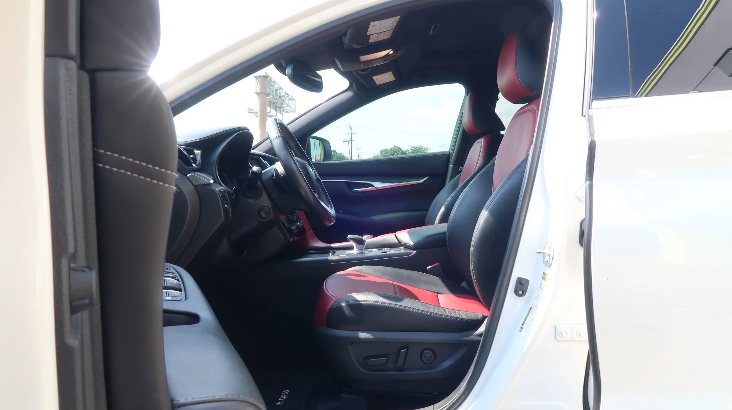 Used 2023 INFINITI QX55 Sensory w/ Lighting Package image 16