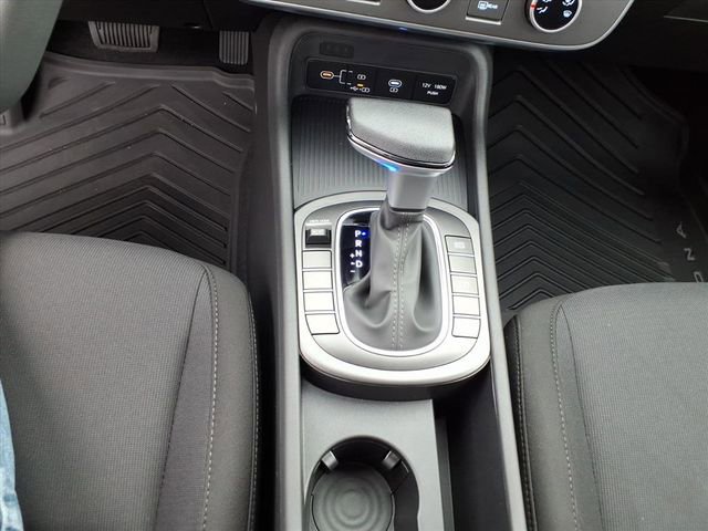 New 2026 Hyundai Kona SE image 15