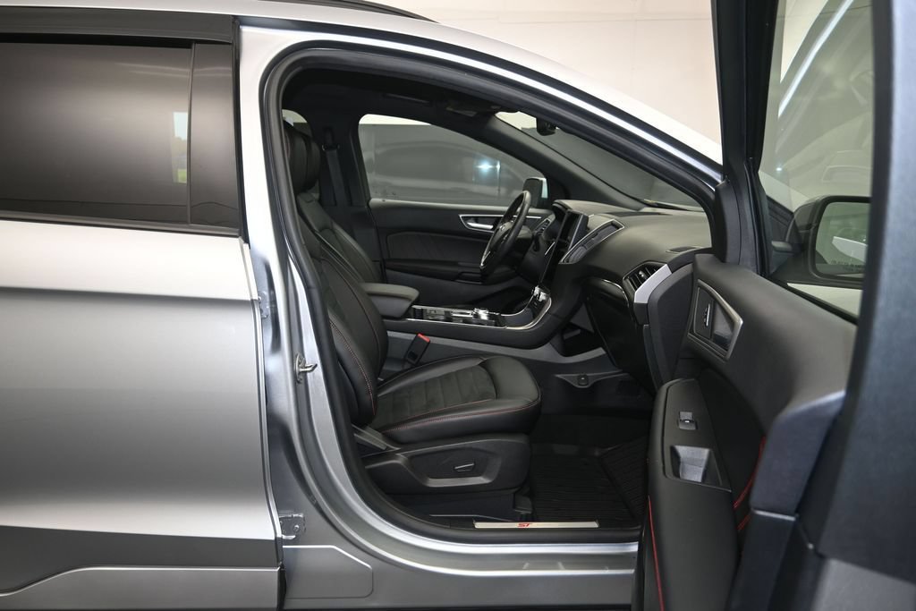 Used 2024 Ford Edge ST-Line AWD/4WD image 26