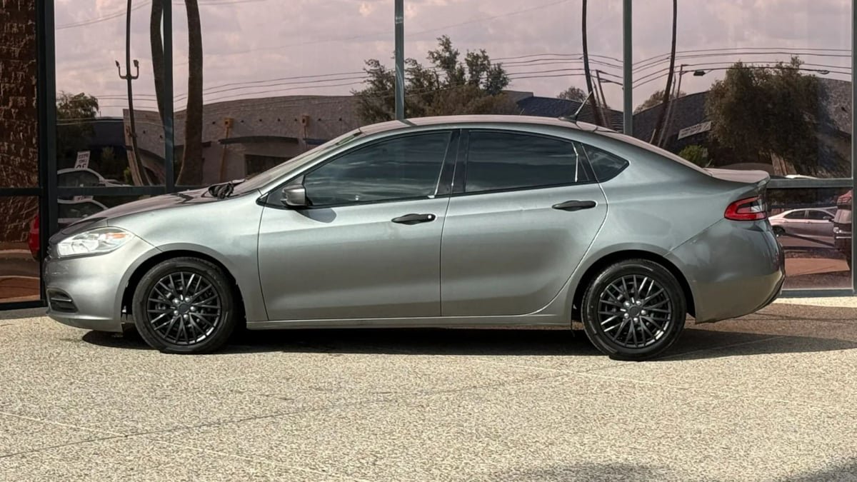 Used 2013 Dodge Dart SE w/ Value Group FWD image 4