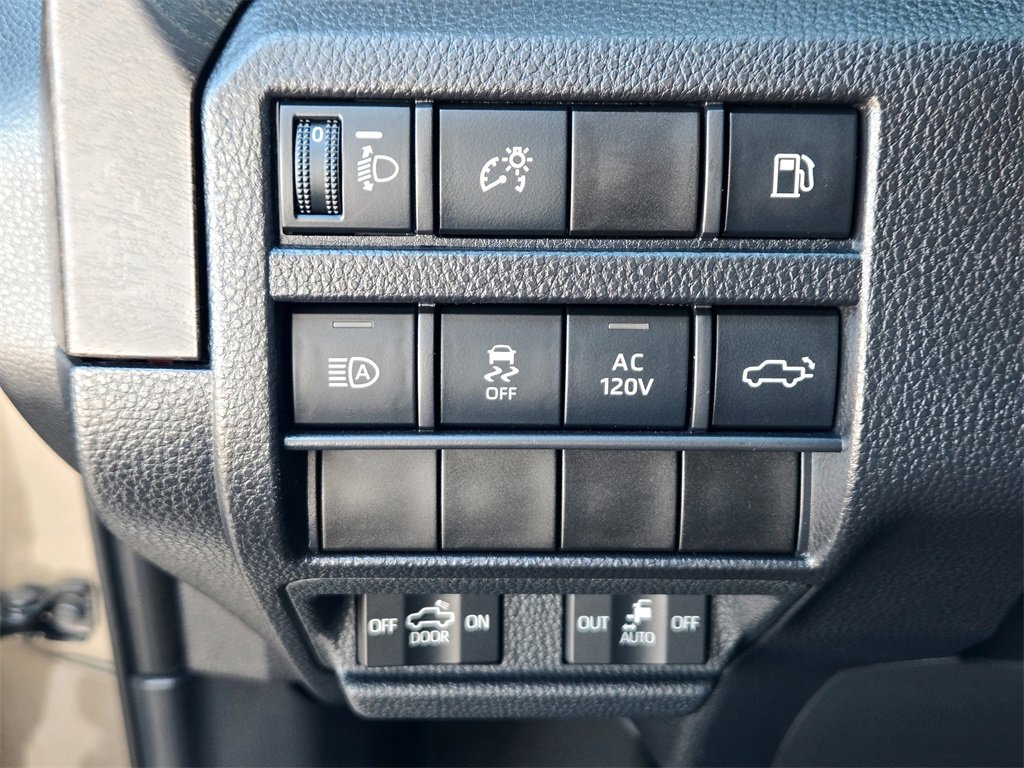 Used 2025 Toyota Tacoma Limited image 24