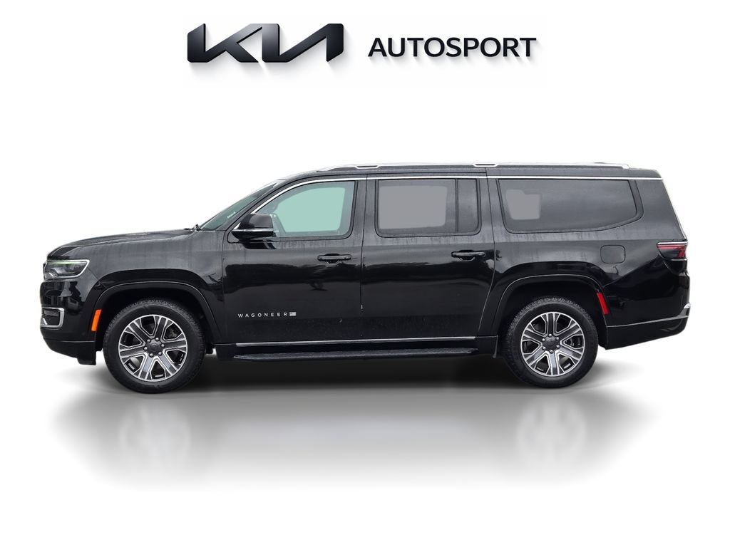 Used 2024 Jeep Wagoneer L Series II w/ Flexible Seating Group RWD image 13