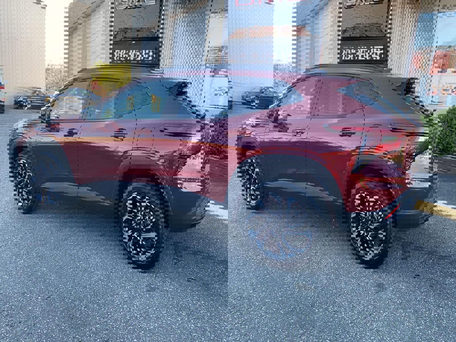 Certified 2025 Chevrolet Trax RS w/ Driver Confidence Package image 5