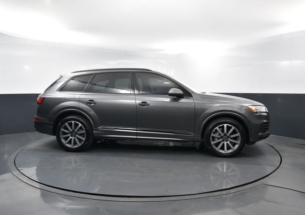 Used 2022 Audi Q7 2.0T Premium Plus AWD/4WD image 4