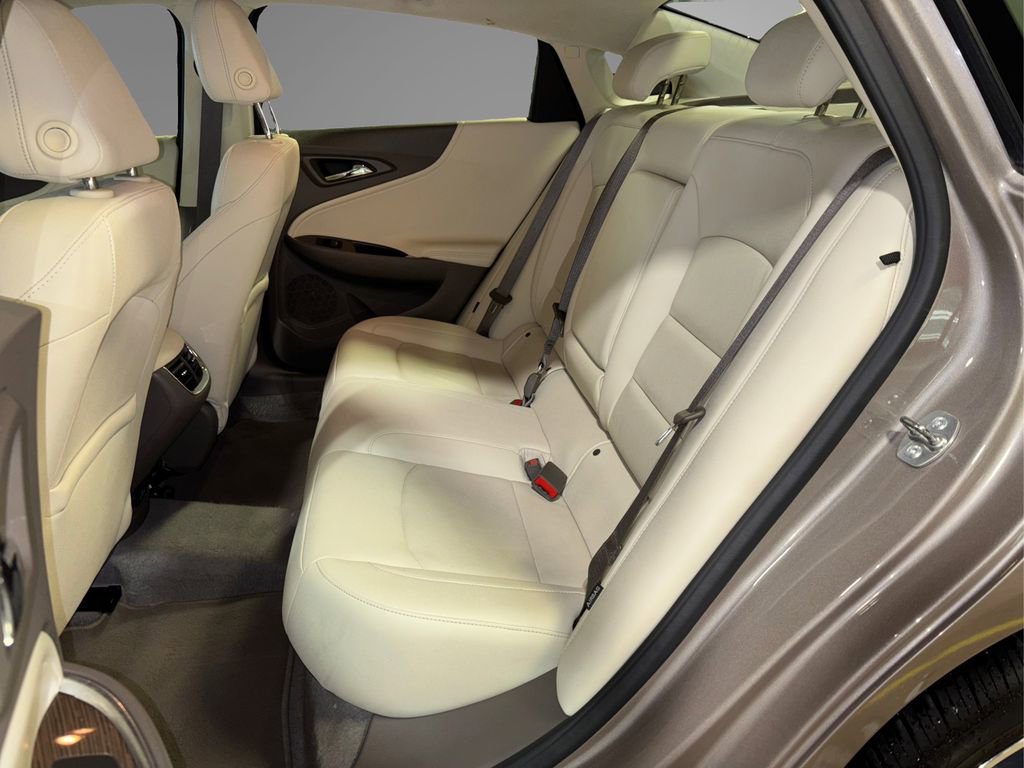 Used 2024 Chevrolet Malibu LT image 10