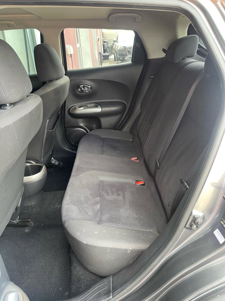 Used 2012 Nissan Juke SV FWD image 14