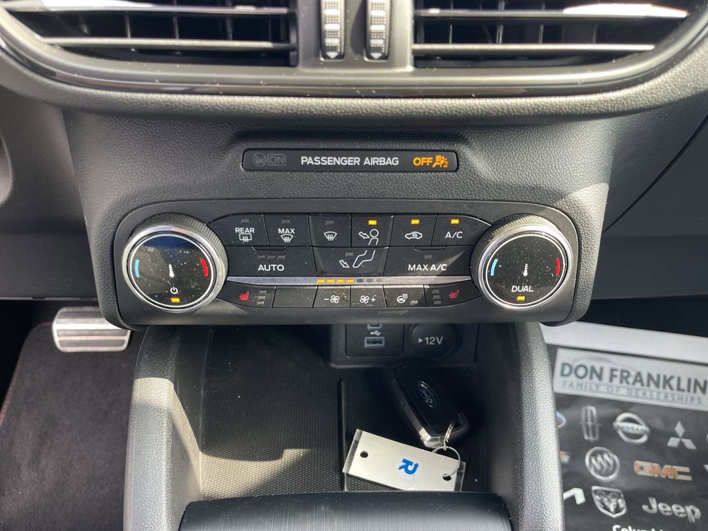 Used 2023 Ford Escape ST-Line image 18