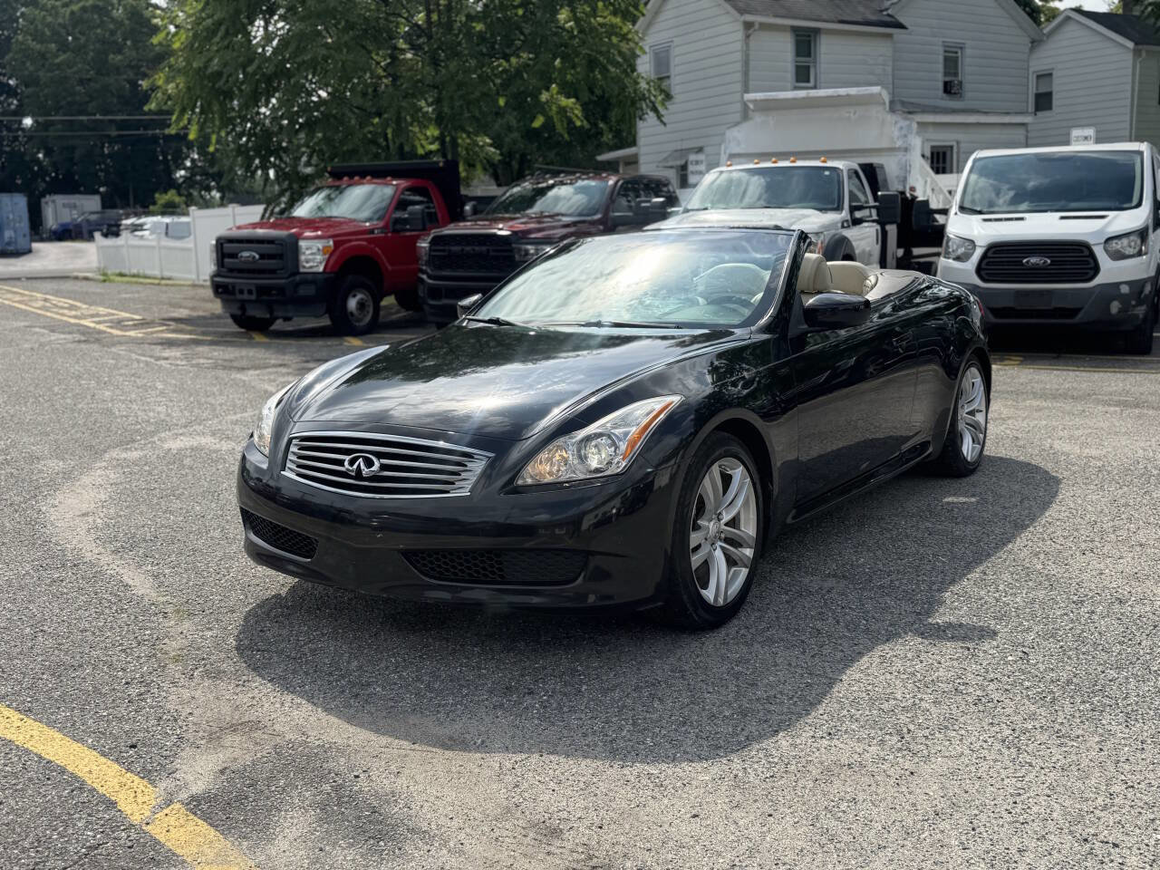 Used 2010 INFINITI G37 Base 2dr Convertible w/ Premium Pkg image 28