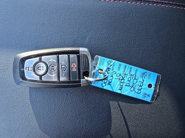 Used 2025 Ford Explorer ST-Line w/ ST-Line Street Pack image 31