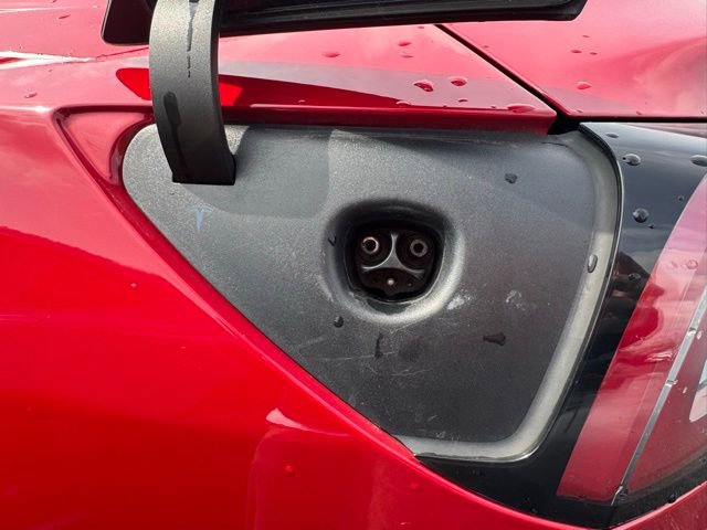Used 2018 Tesla Model 3 Long Range image 13