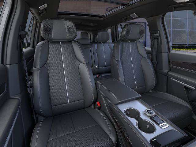 New 2027 Cadillac Vistiq Luxury w/ LPO, Floor Liner Package AWD/4WD image 40