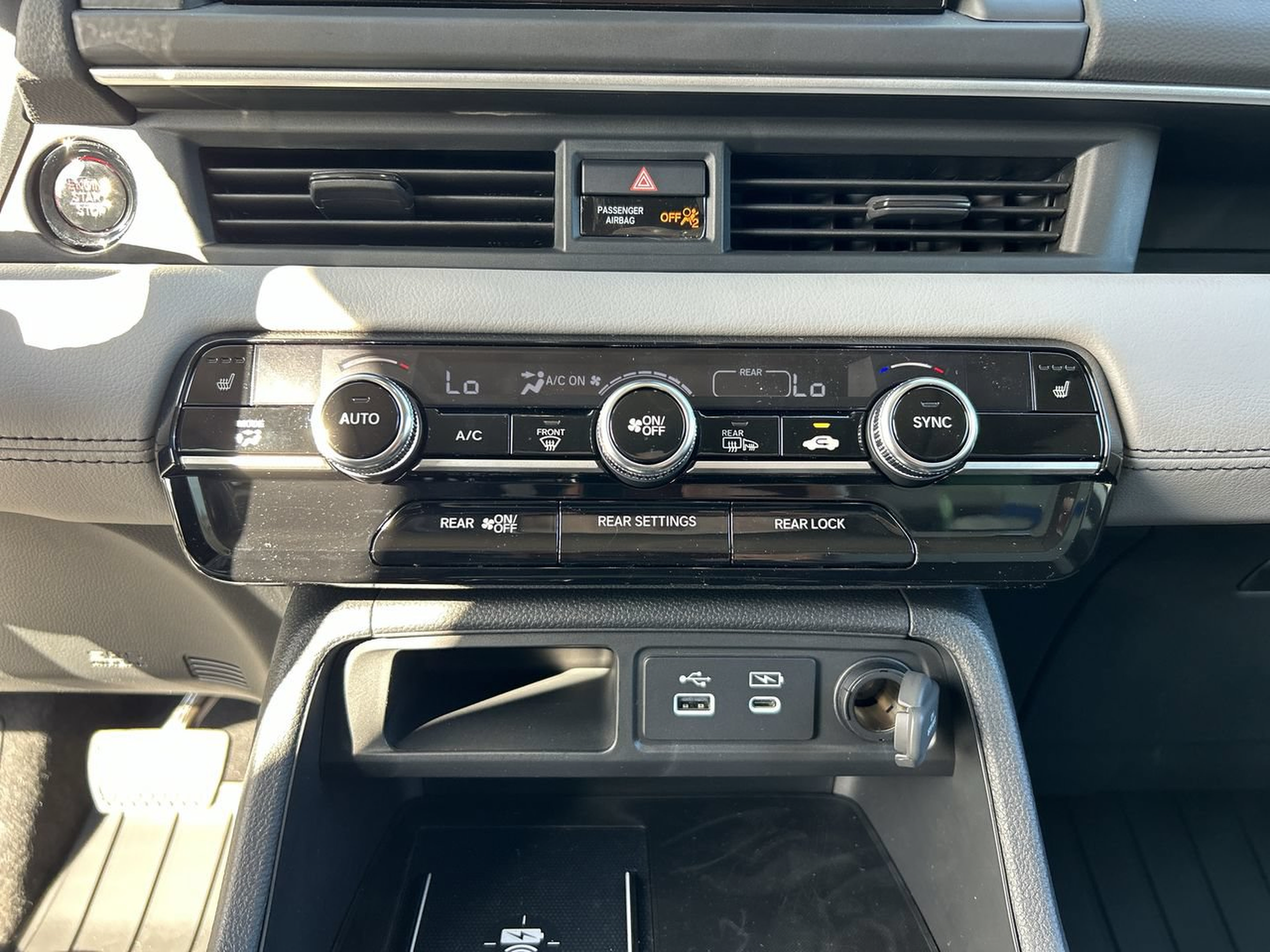 Used 2024 Honda Pilot Touring image 27