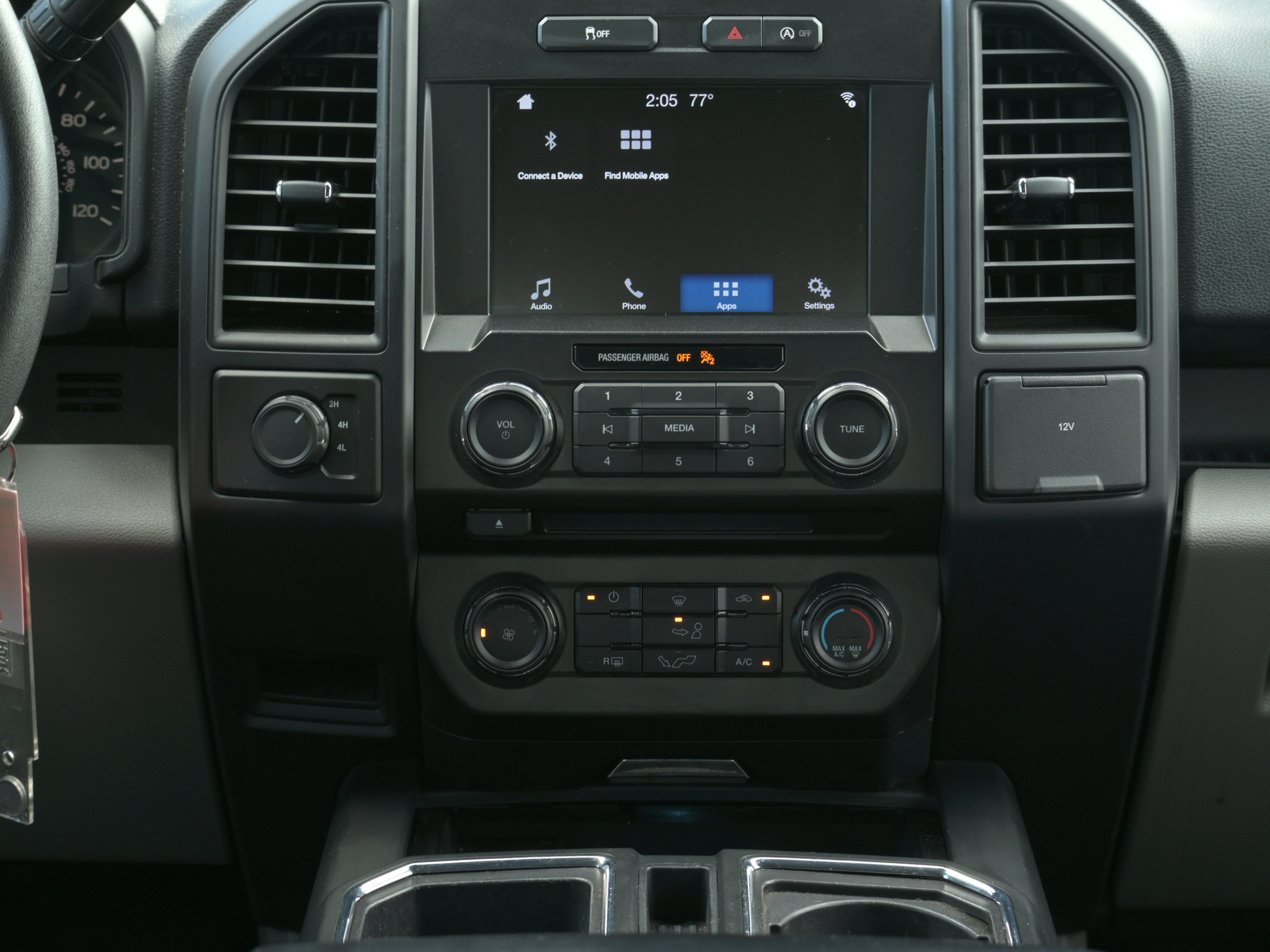 Used 2017 Ford F150 XL w/ Equipment Group 101A Mid AWD/4WD image 12
