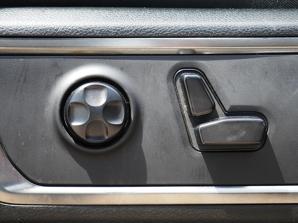 Used 2019 RAM 1500 Limited AWD/4WD image 65