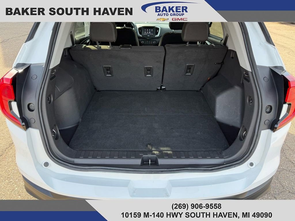 Used 2024 GMC Terrain SLE image 7