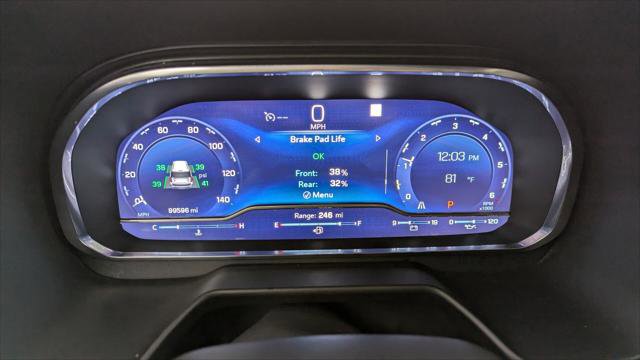 Used 2023 Chevrolet Suburban Premier image 29