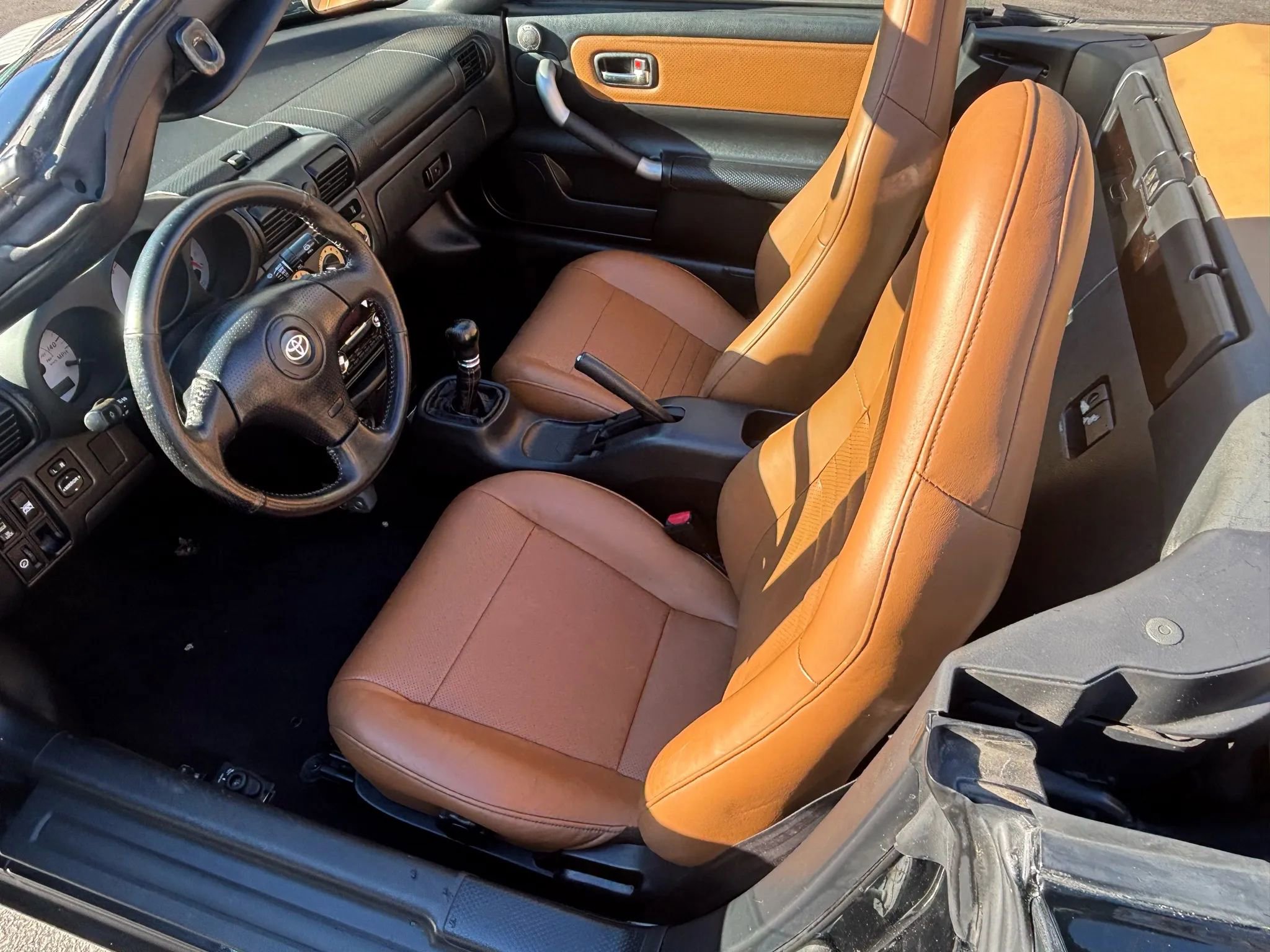 Used 2002 Toyota MR2 image 25