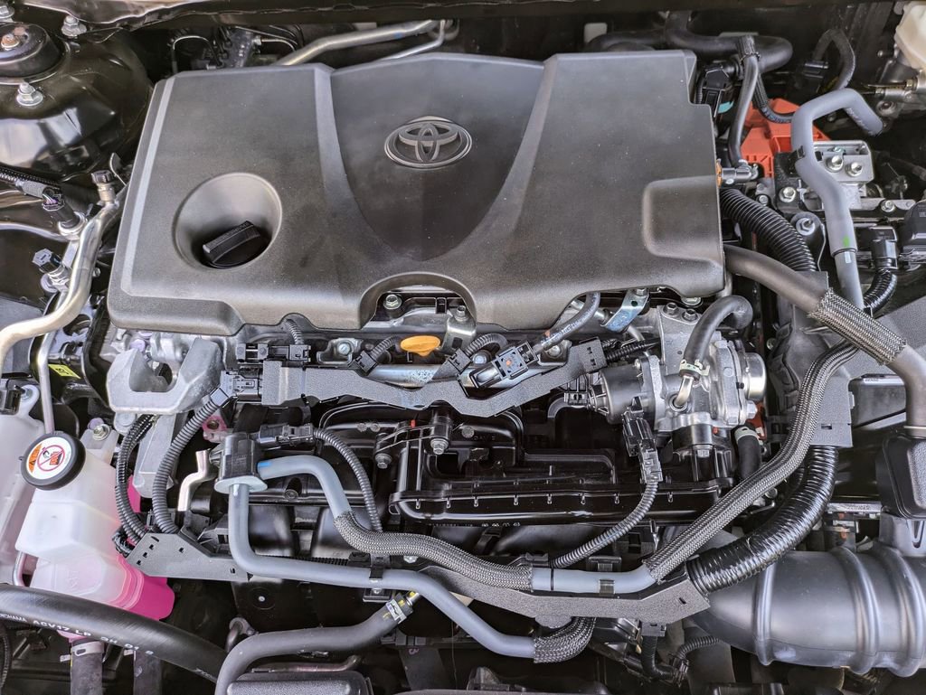 Used 2025 Toyota Camry LE image 35